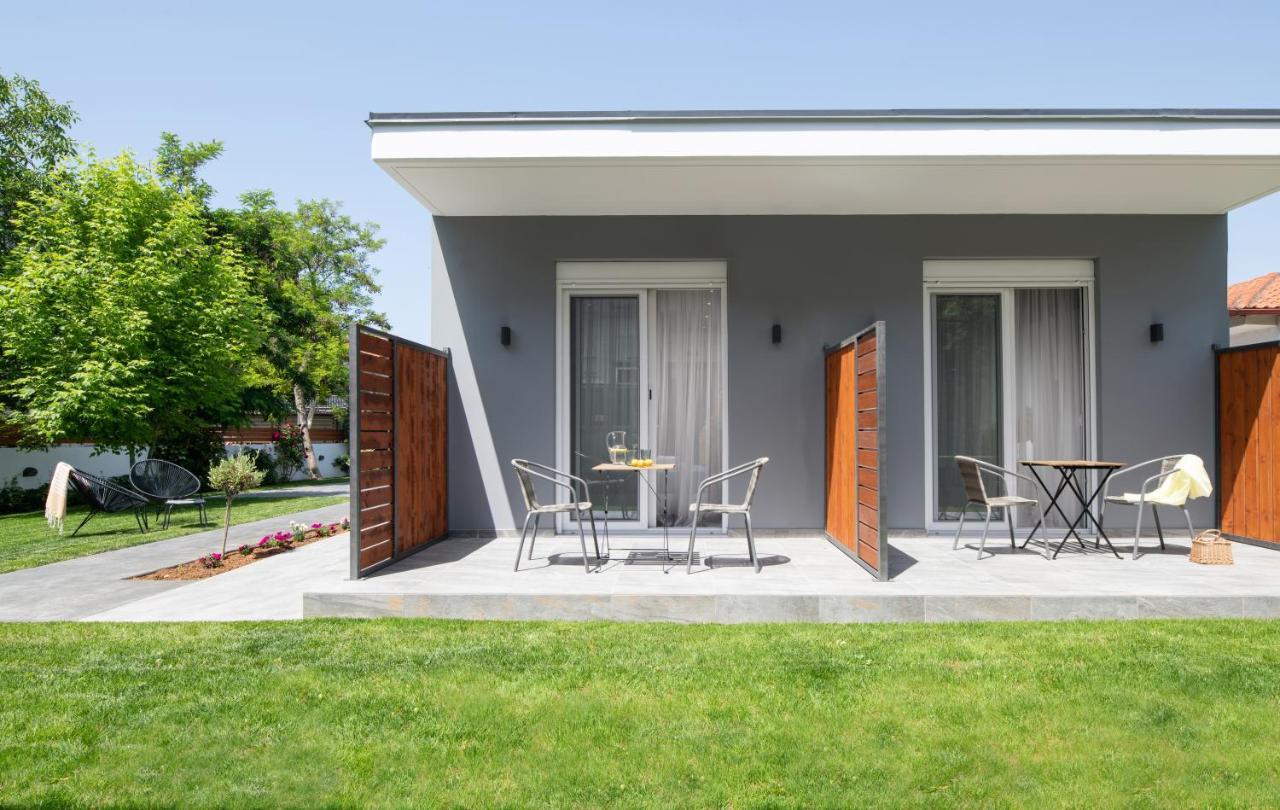 Kochyli Garden Studios Nea Plagia Exterior foto